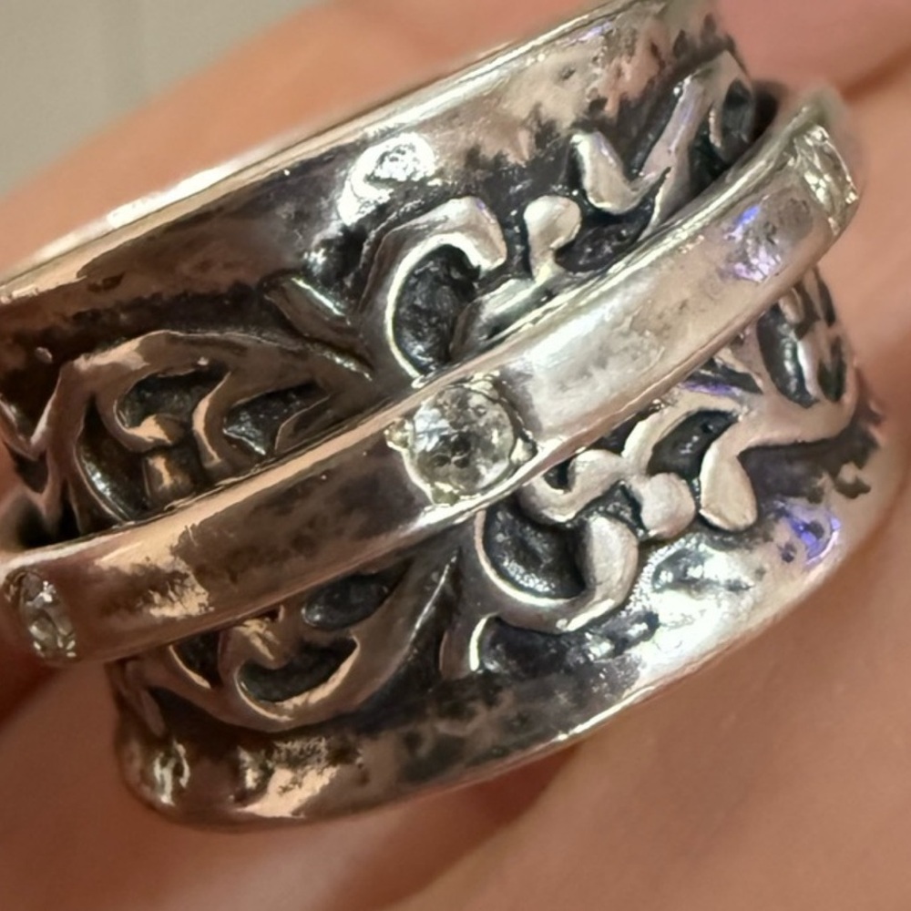 925 Sterling silver moving ring